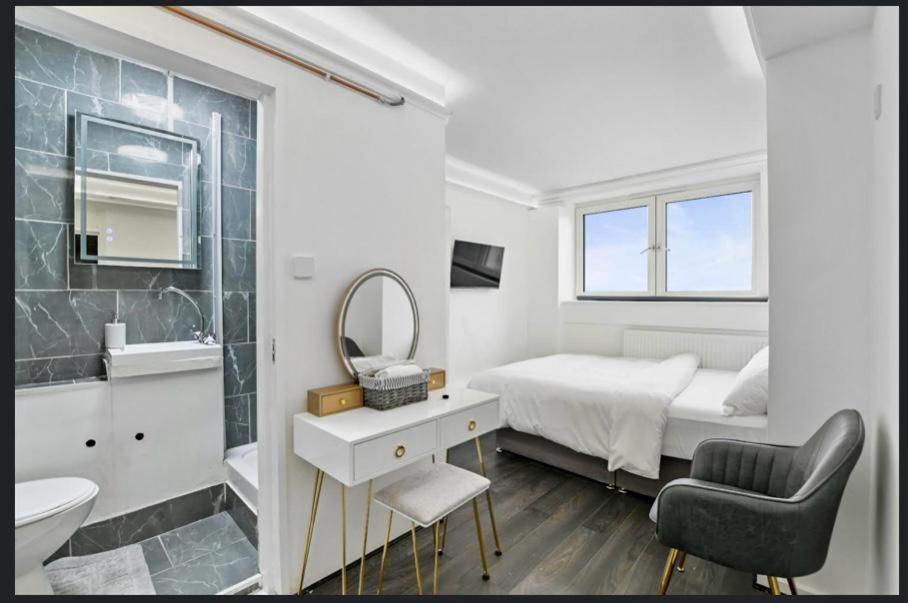 Southside Property Apartment Londra Exterior foto